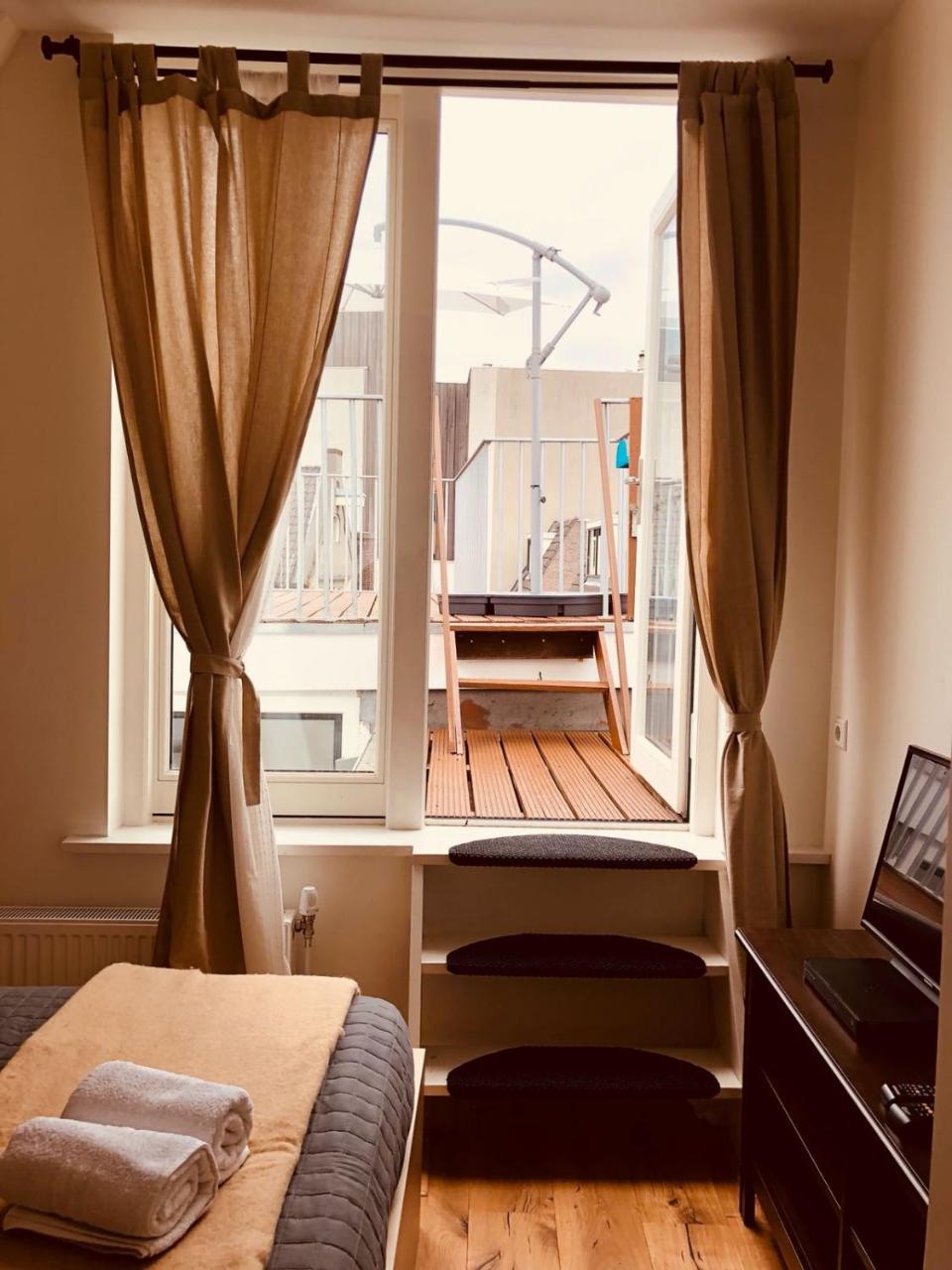 アムステルダム A'Dam Rooftop Lux Bed & Breakfast エクステリア 写真
